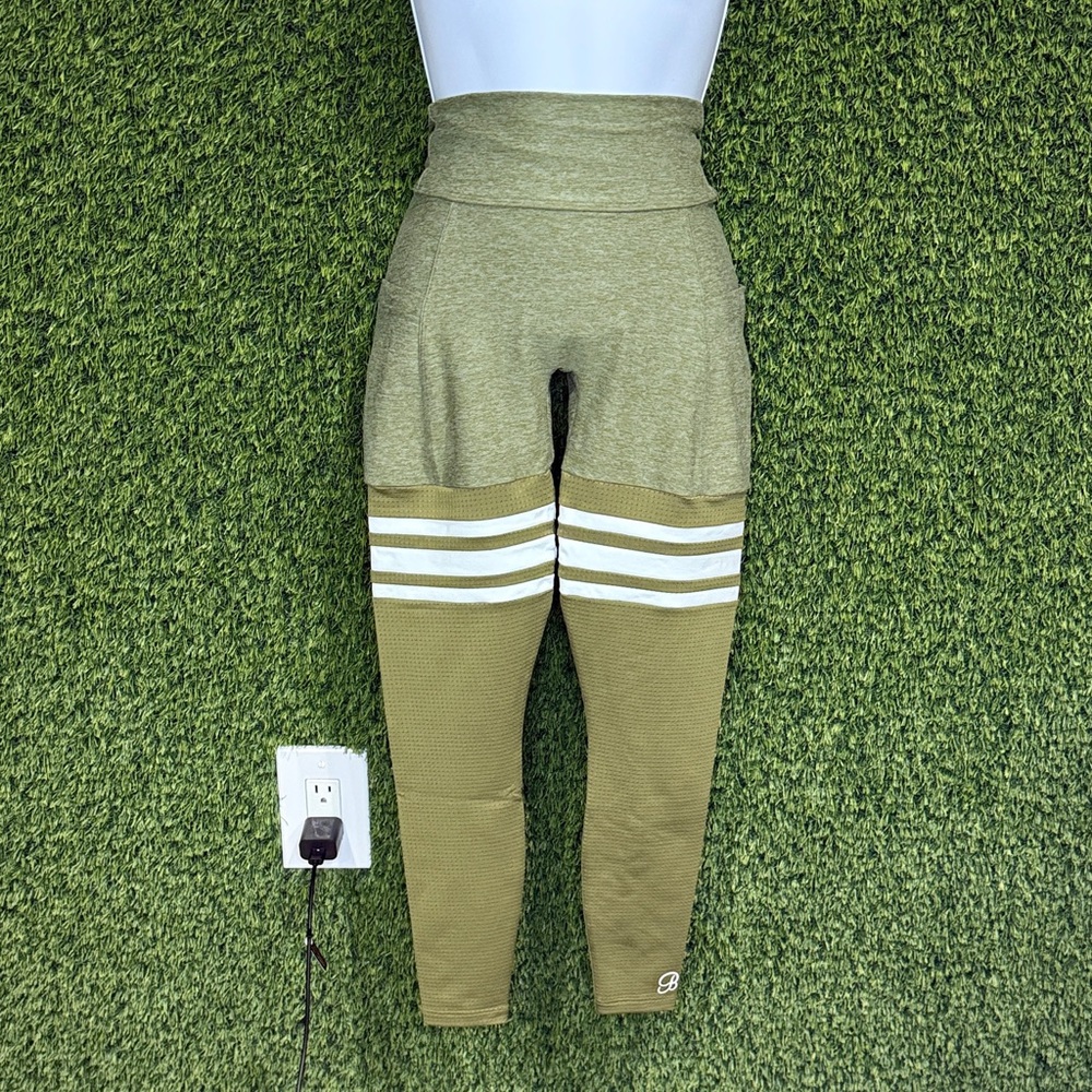 EUC Bombshell Sportswear Scrunch Butt Pocket Thigh High Leggings Lily Pad Green